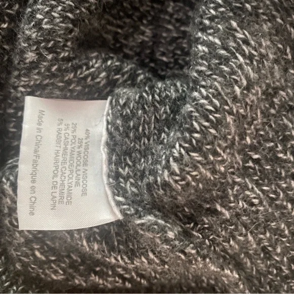 Gorgeous Tory Burch sweater! - Picture 3 of 5